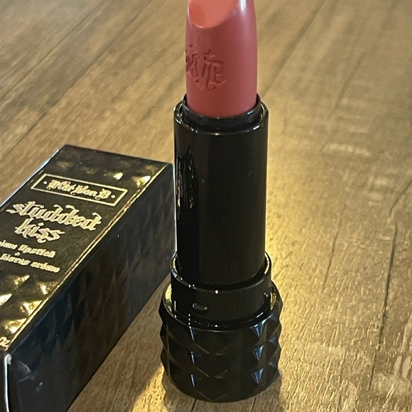 Kat Von D Studded Kiss Lipstick-OG Lolita - Picture 6 of 6